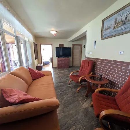 In 54592 Nyaraló Balatonfenyves